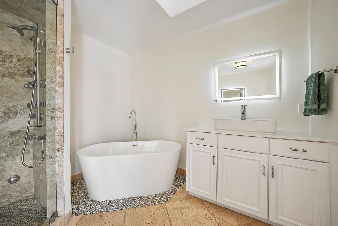 For Sale: $865,000 (4 beds, 3 baths, 2535 Square Feet)