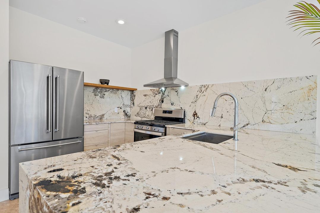 For Sale: $865,000 (4 beds, 3 baths, 2535 Square Feet)