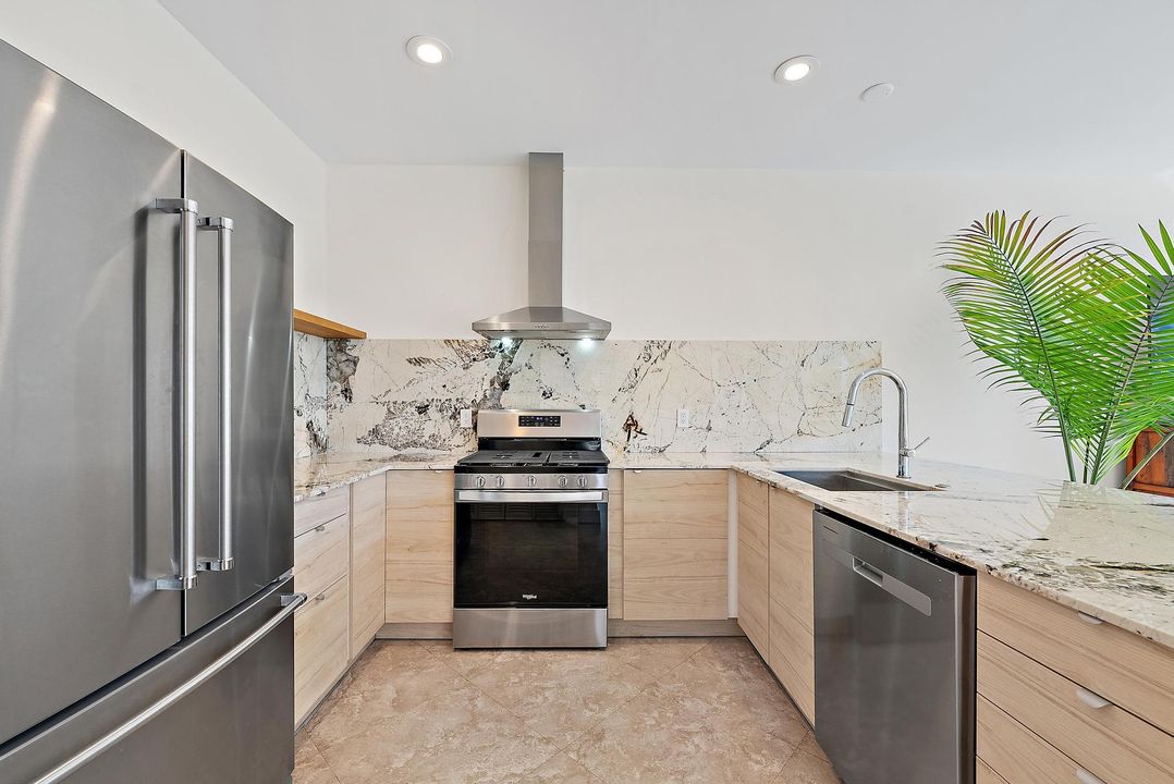 For Sale: $865,000 (4 beds, 3 baths, 2535 Square Feet)