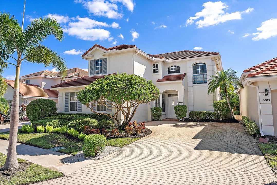 For Sale: $865,000 (4 beds, 3 baths, 2535 Square Feet)