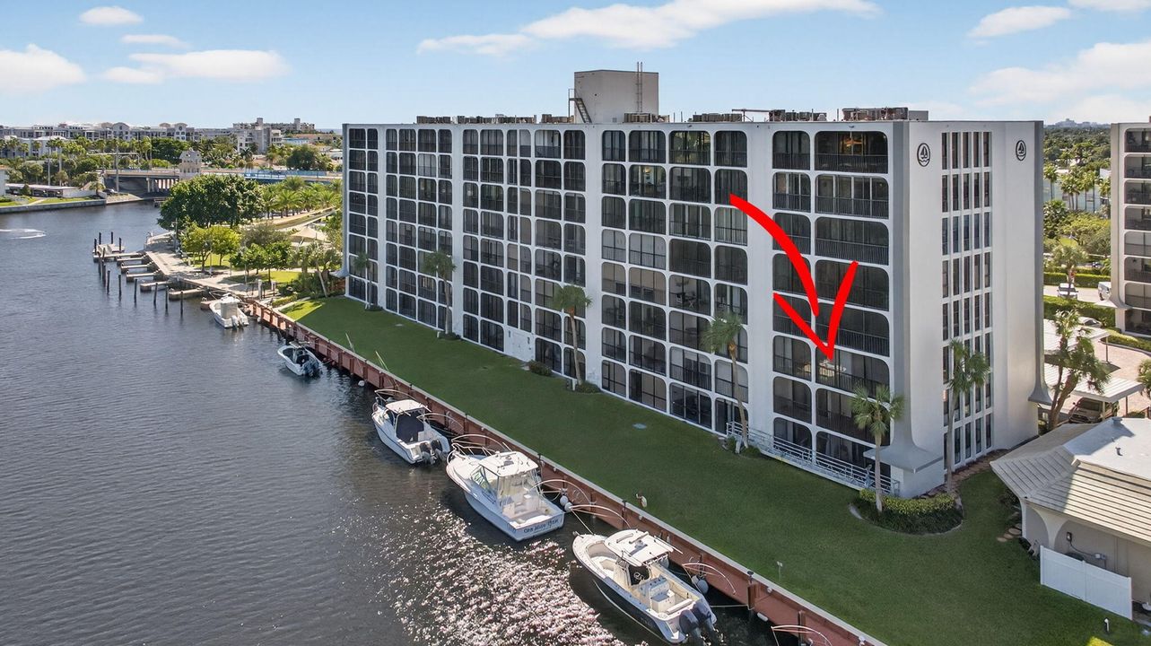 Под контрактом: $500,000 (3 спален, 2 ванн, 1650 Квадратных фут)