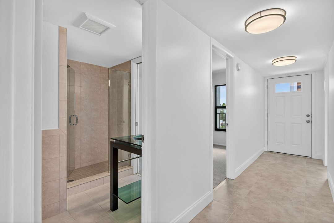 Под контрактом: $500,000 (3 спален, 2 ванн, 1650 Квадратных фут)