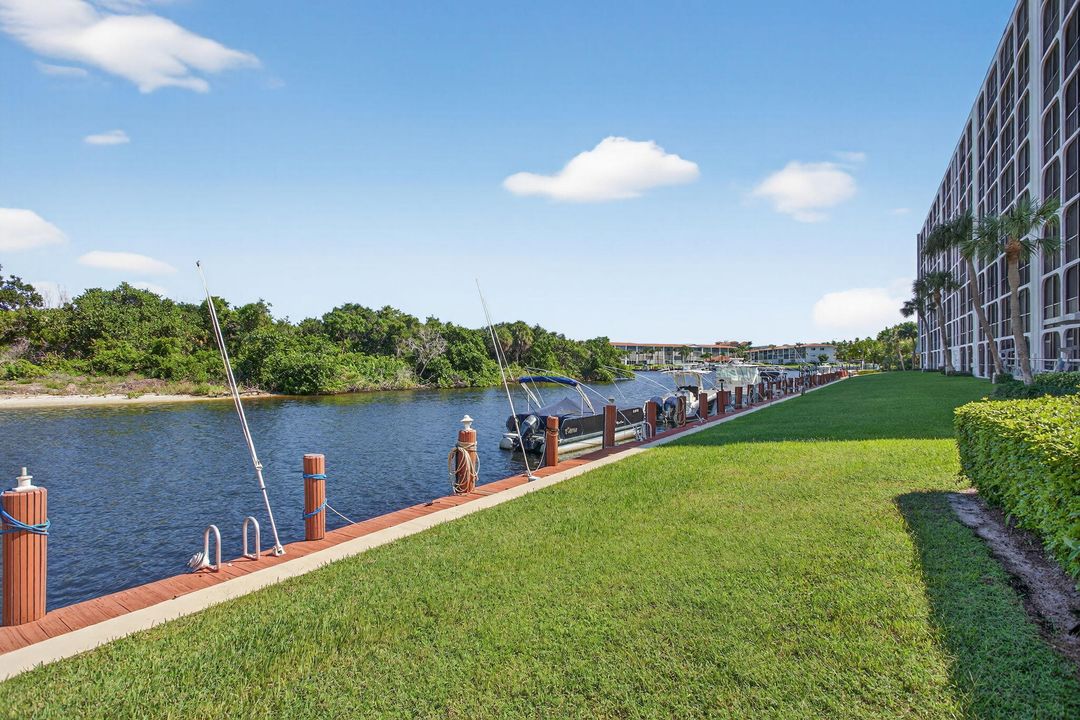 Под контрактом: $500,000 (3 спален, 2 ванн, 1650 Квадратных фут)