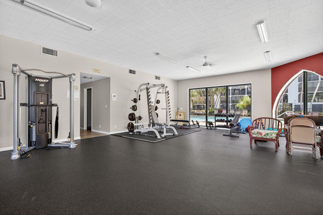 Под контрактом: $500,000 (3 спален, 2 ванн, 1650 Квадратных фут)