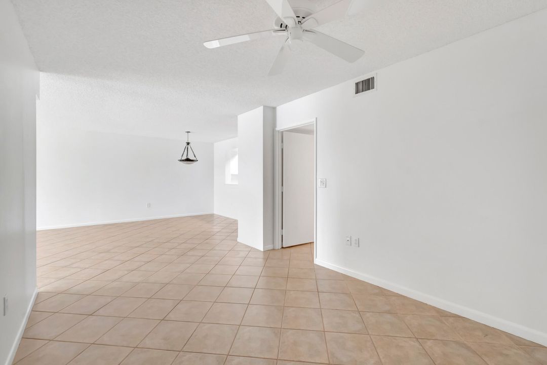 For Rent: $3,200 (2 beds, 2 baths, 1500 Square Feet)