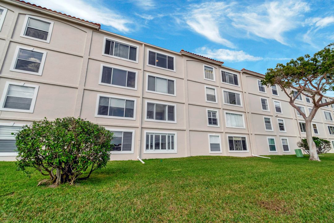 For Rent: $3,200 (2 beds, 2 baths, 1500 Square Feet)