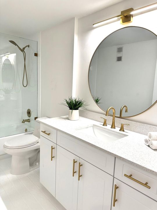 For Rent: $3,200 (2 beds, 2 baths, 1500 Square Feet)