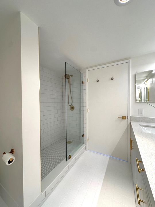 For Rent: $3,200 (2 beds, 2 baths, 1500 Square Feet)