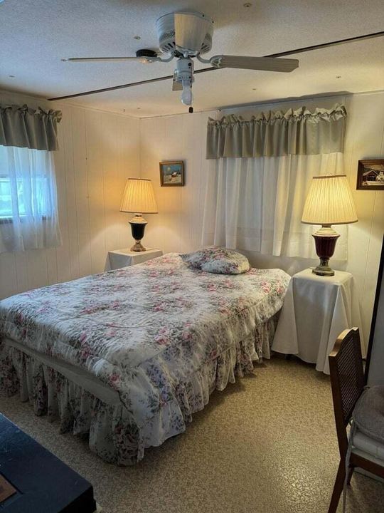 For Sale: $149,000 (2 beds, 2 baths, 1214 Square Feet)