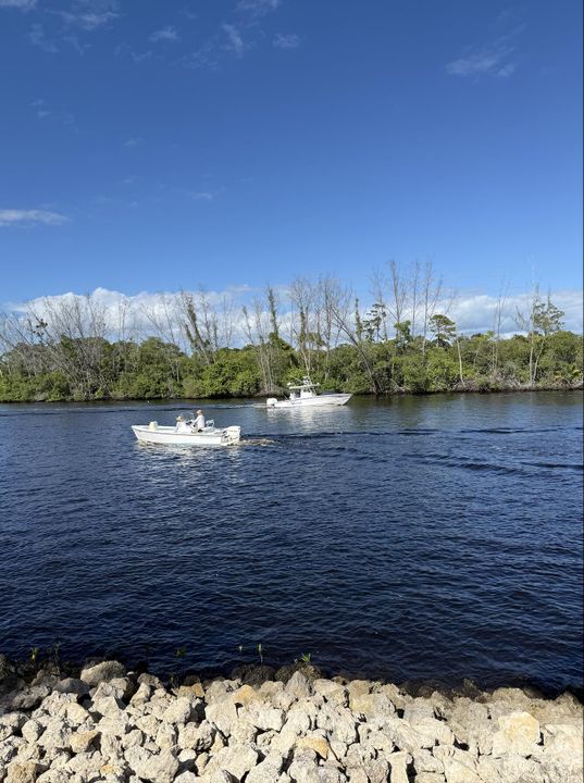 На продажу: $6,750,000 (4 спален, 4 ванн, 5685 Квадратных фут)