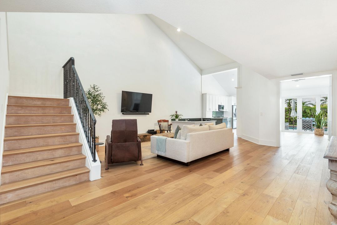 For Sale: $1,530,000 (4 beds, 4 baths, 3167 Square Feet)