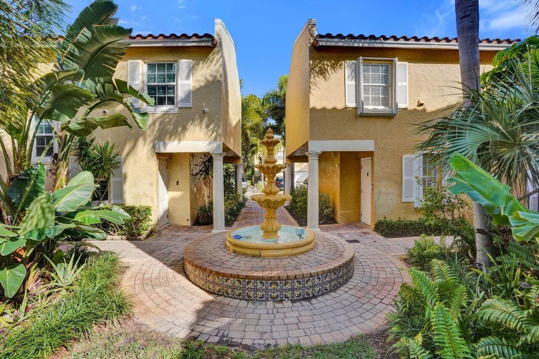 En Venta: $315,000 (2 camas, 2 baños, 1111 Pies cuadrados)