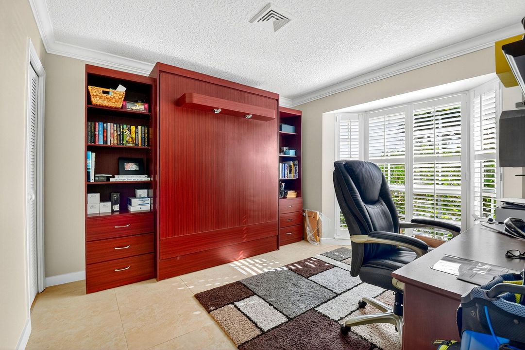 待售: $625,000 (3 贝兹, 2 浴室, 2183 平方英尺)