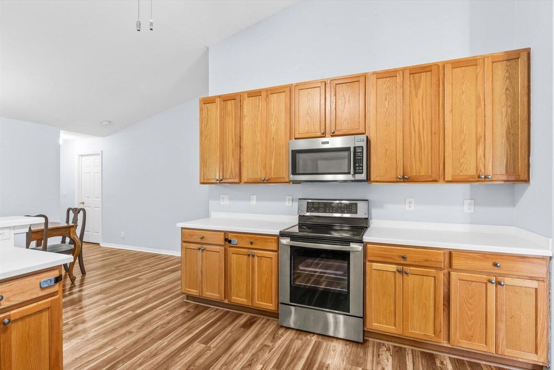 For Sale: $469,000 (4 beds, 2 baths, 2234 Square Feet)