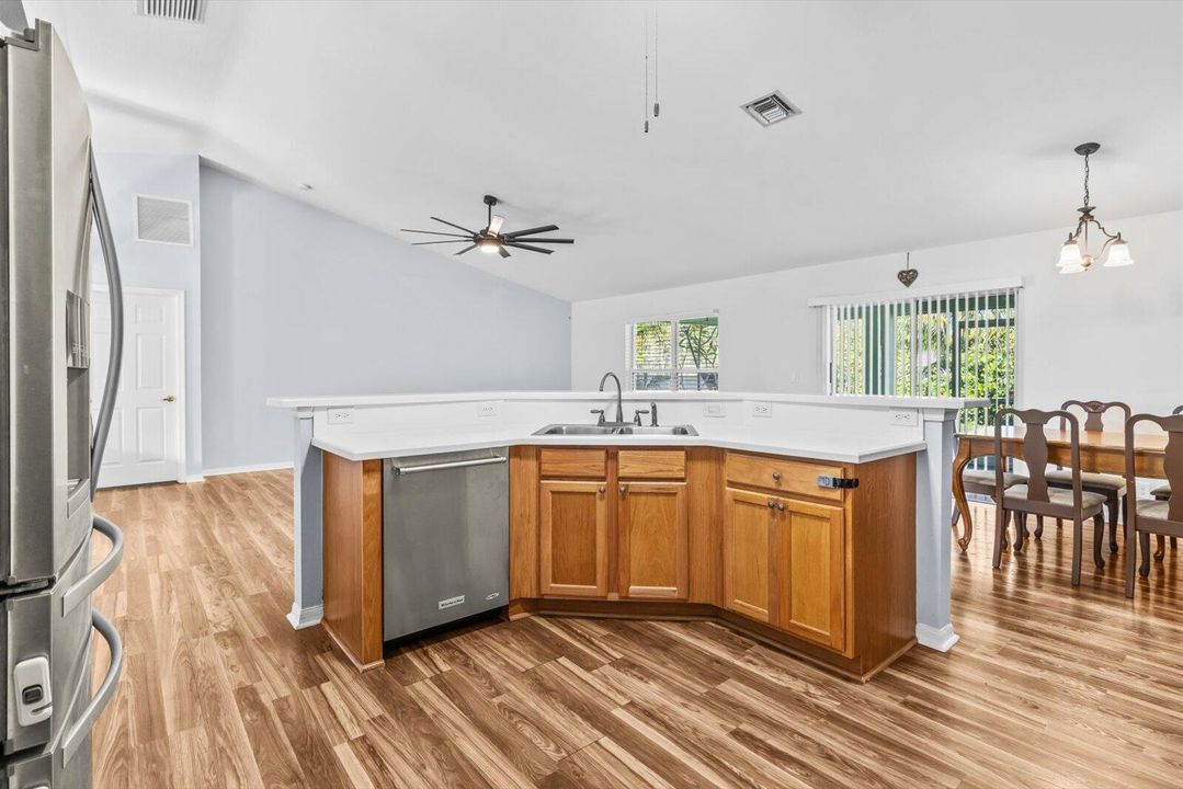 For Sale: $469,000 (4 beds, 2 baths, 2234 Square Feet)