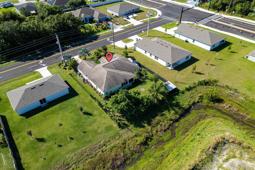 For Sale: $469,000 (4 beds, 2 baths, 2234 Square Feet)