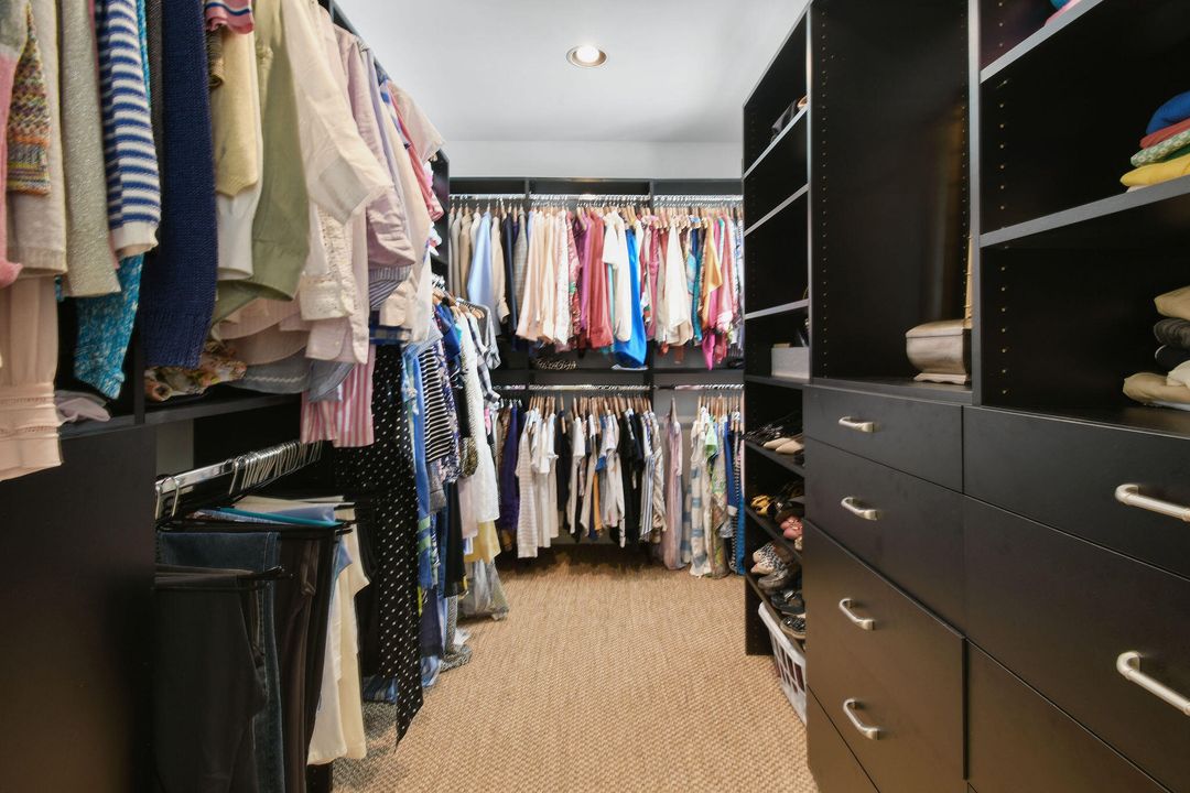 For Sale: $8,250,000 (4 beds, 4 baths, 4716 Square Feet)