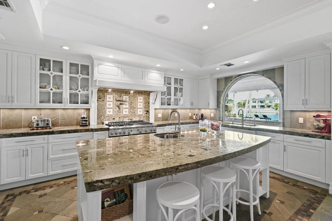 For Sale: $8,250,000 (4 beds, 4 baths, 4716 Square Feet)