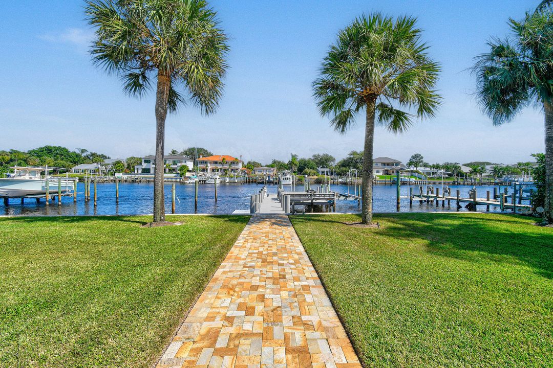 For Sale: $8,250,000 (4 beds, 4 baths, 4716 Square Feet)