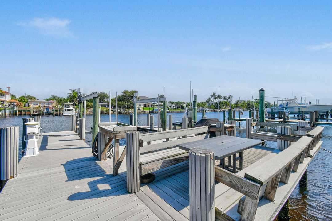 For Sale: $8,250,000 (4 beds, 4 baths, 4716 Square Feet)