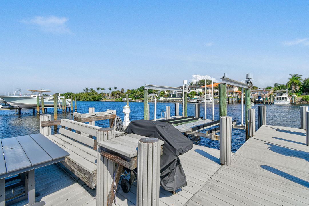 For Sale: $8,250,000 (4 beds, 4 baths, 4716 Square Feet)