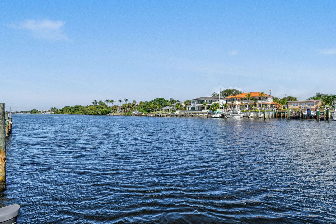 For Sale: $8,250,000 (4 beds, 4 baths, 4716 Square Feet)