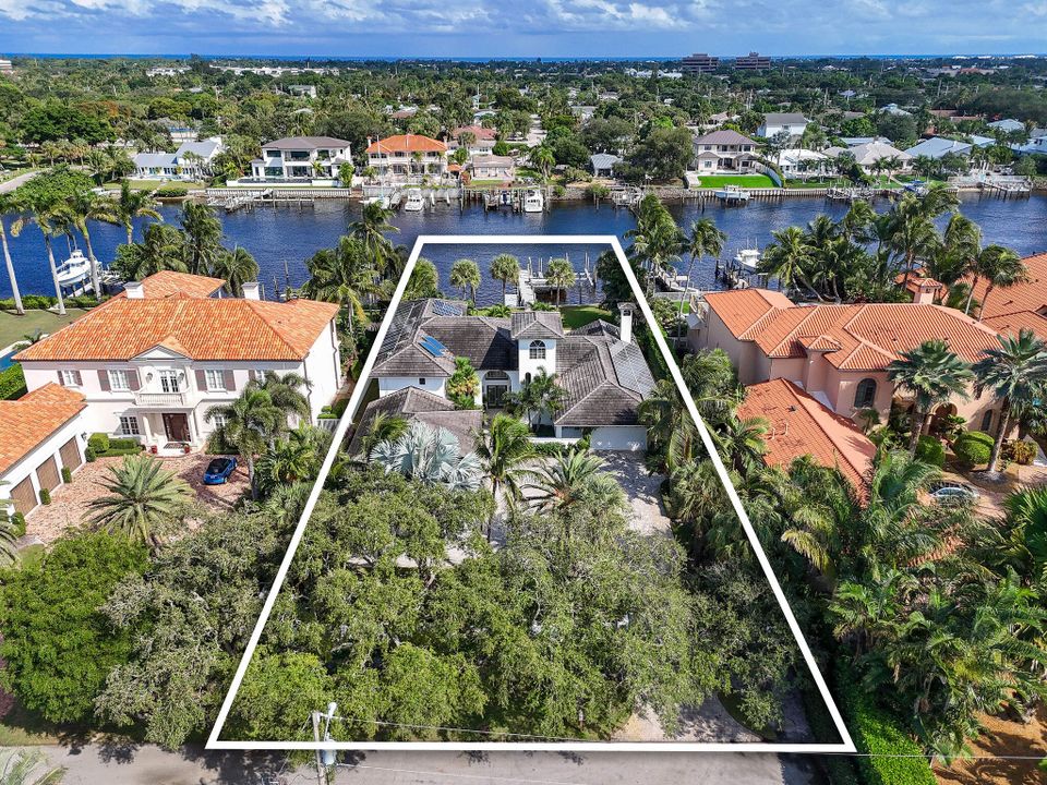 For Sale: $8,250,000 (4 beds, 4 baths, 4716 Square Feet)