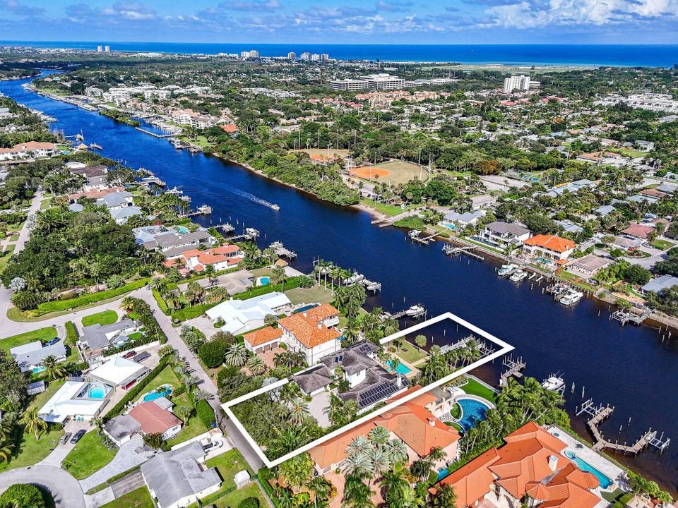 For Sale: $8,250,000 (4 beds, 4 baths, 4716 Square Feet)