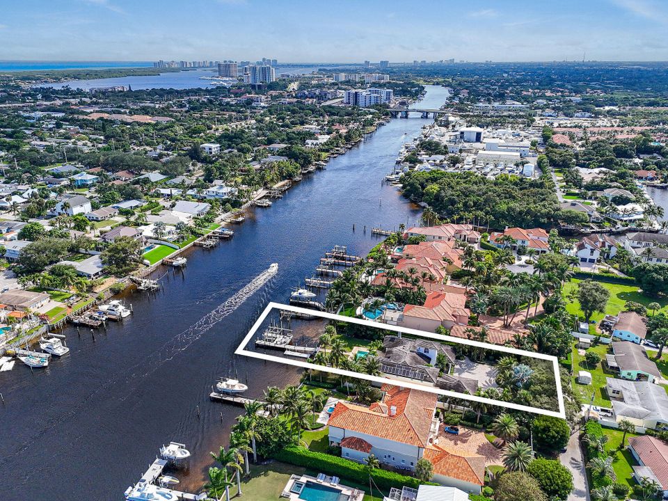 For Sale: $8,250,000 (4 beds, 4 baths, 4716 Square Feet)