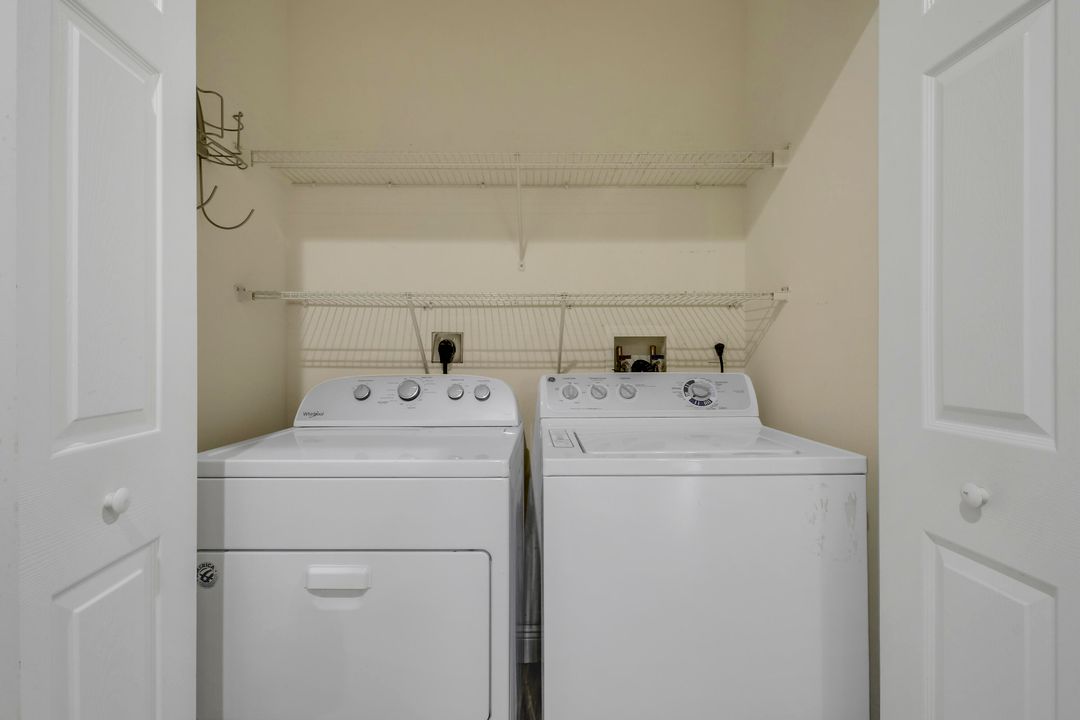 Activo con contrato: $435,000 (3 camas, 2 baños, 1854 Pies cuadrados)