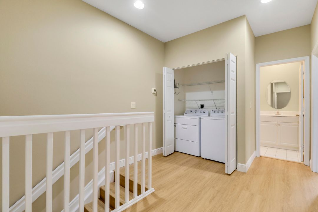 Activo con contrato: $435,000 (3 camas, 2 baños, 1854 Pies cuadrados)