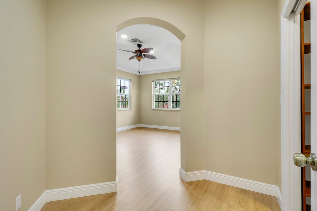 Activo con contrato: $435,000 (3 camas, 2 baños, 1854 Pies cuadrados)