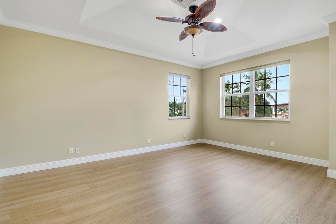 Activo con contrato: $435,000 (3 camas, 2 baños, 1854 Pies cuadrados)