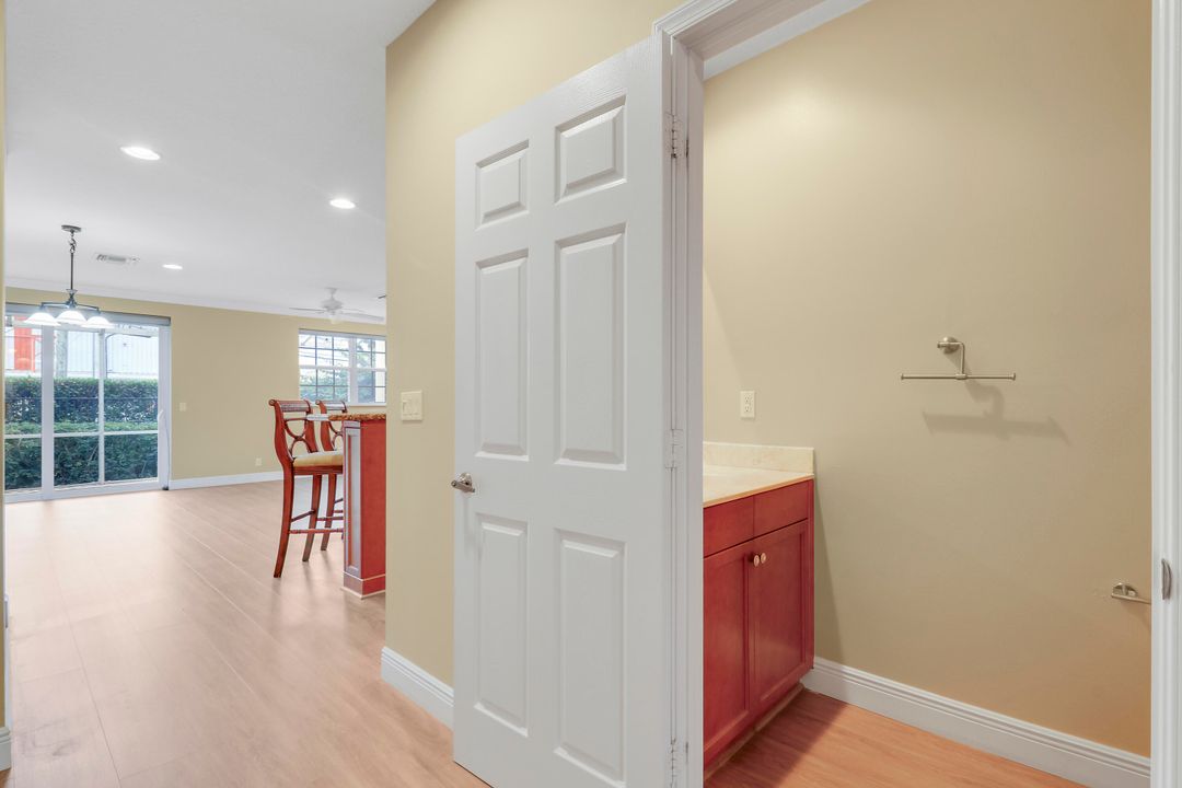 Activo con contrato: $435,000 (3 camas, 2 baños, 1854 Pies cuadrados)