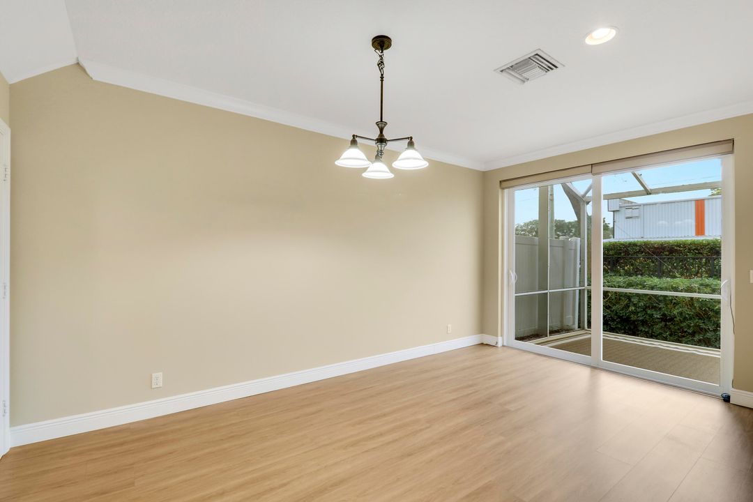 Activo con contrato: $435,000 (3 camas, 2 baños, 1854 Pies cuadrados)