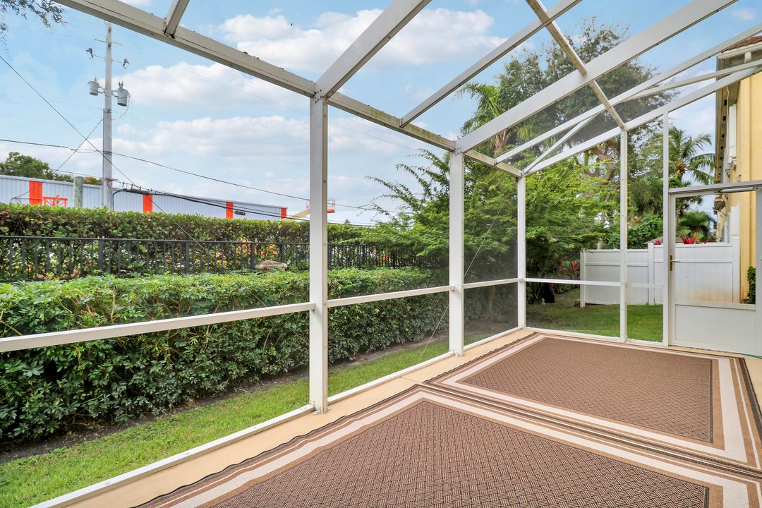 Activo con contrato: $435,000 (3 camas, 2 baños, 1854 Pies cuadrados)