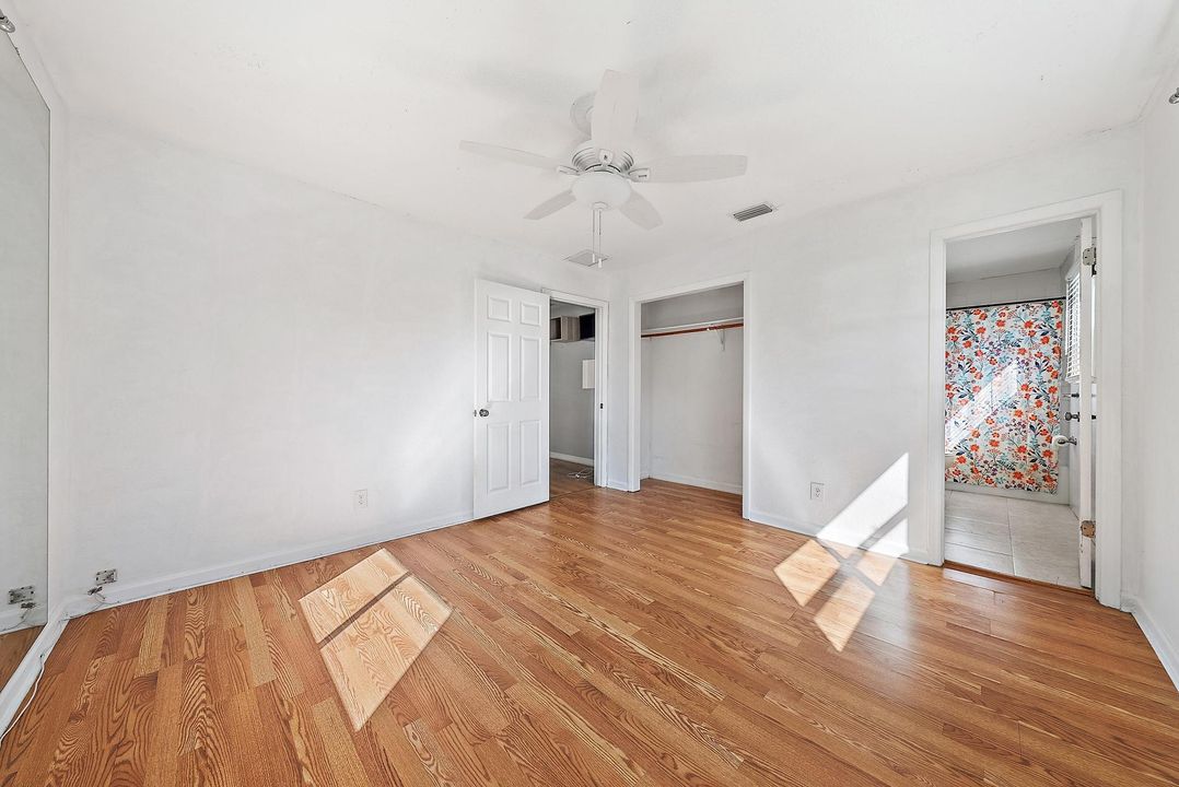 Active With Contract: $399,999 (3 beds, 2 baths, 1152 Square Feet)