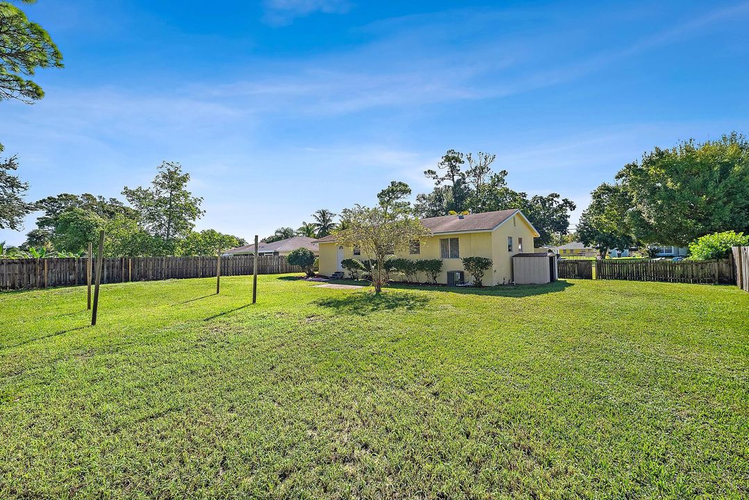 Active With Contract: $399,999 (3 beds, 2 baths, 1152 Square Feet)