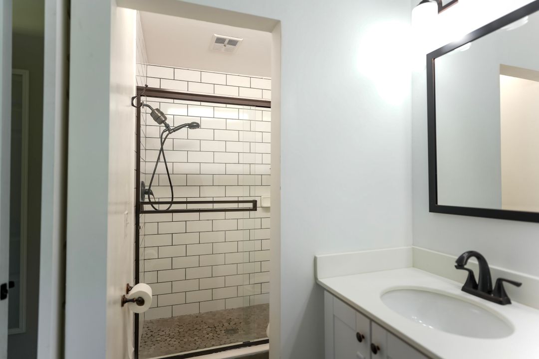 For Sale: $415,000 (2 beds, 2 baths, 1348 Square Feet)