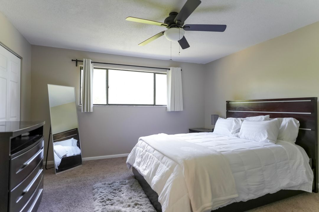 For Sale: $415,000 (2 beds, 2 baths, 1348 Square Feet)