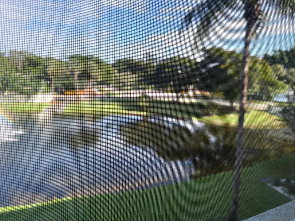 Под контрактом: $1,700 (2 спален, 2 ванн, 1156 Квадратных фут)