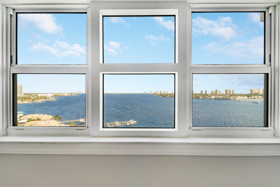 For Sale: $675,000 (2 beds, 2 baths, 1462 Square Feet)