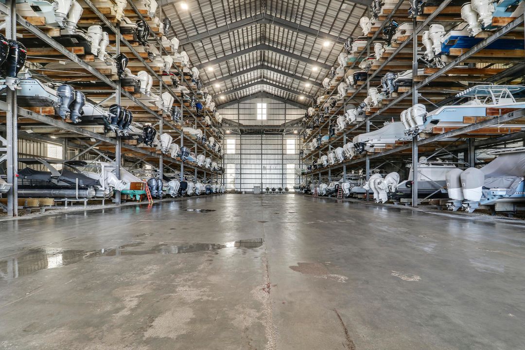 For Sale: $675,000 (2 beds, 2 baths, 1462 Square Feet)