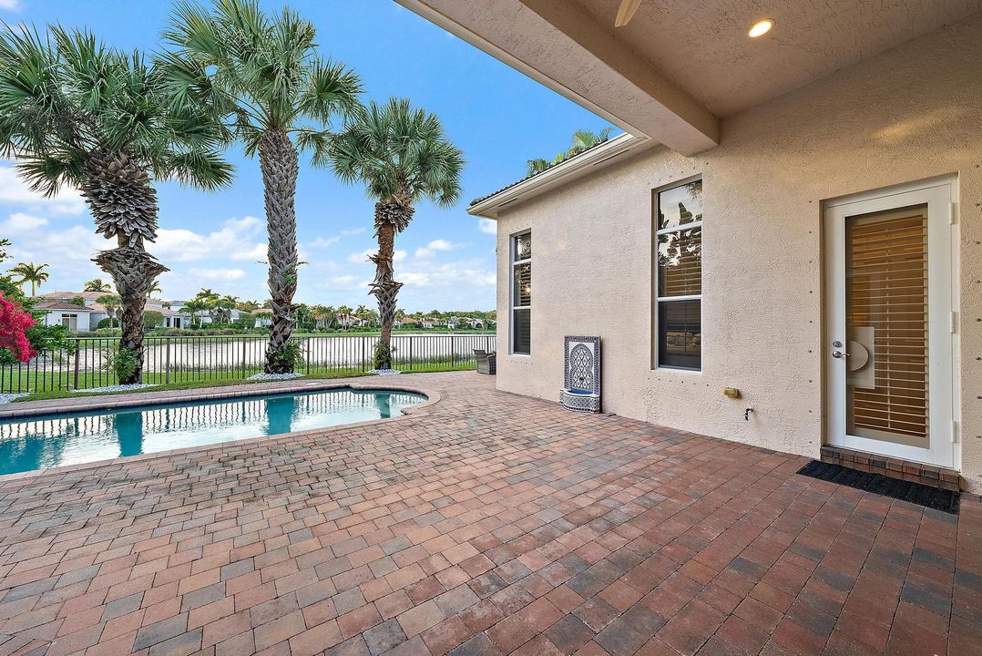 For Sale: $1,750,000 (4 beds, 4 baths, 3173 Square Feet)