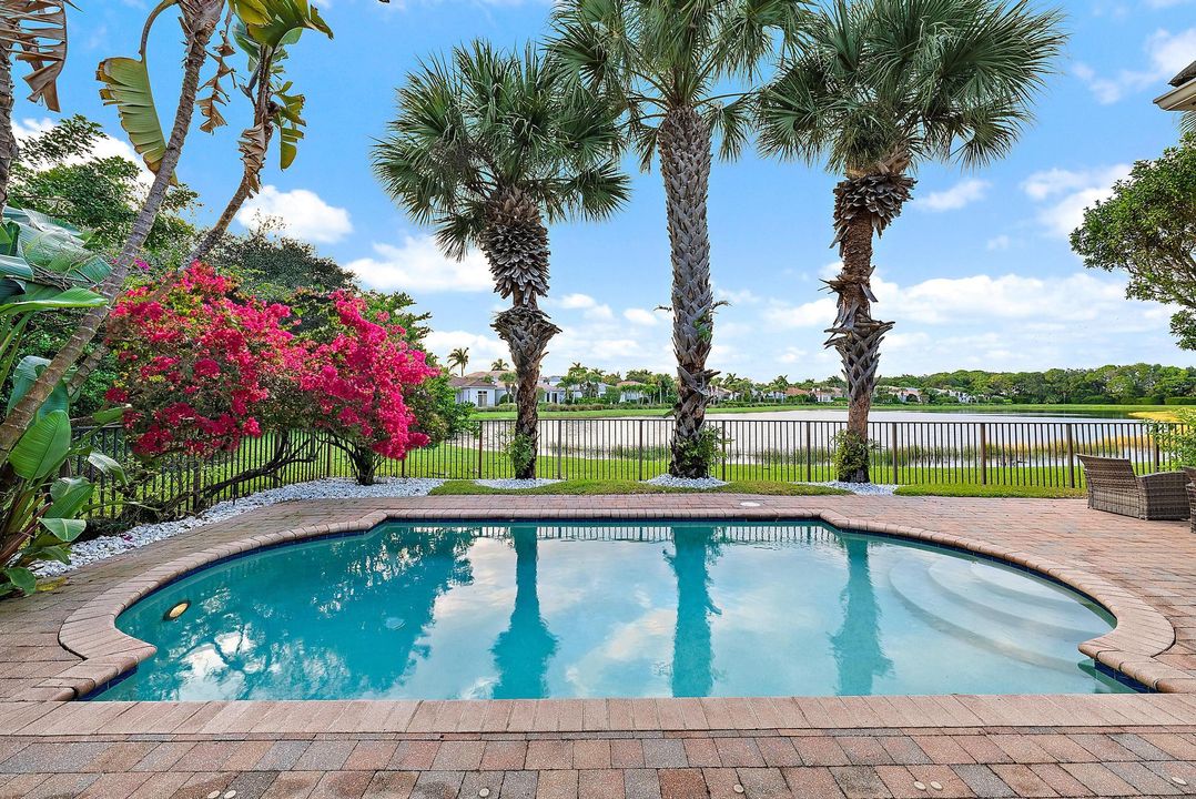 For Sale: $1,750,000 (4 beds, 4 baths, 3173 Square Feet)