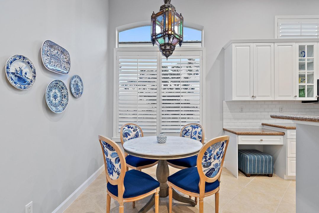 For Sale: $1,750,000 (4 beds, 4 baths, 3173 Square Feet)