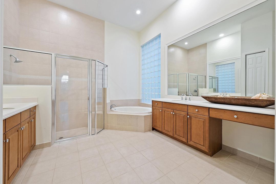 For Sale: $1,750,000 (4 beds, 4 baths, 3173 Square Feet)