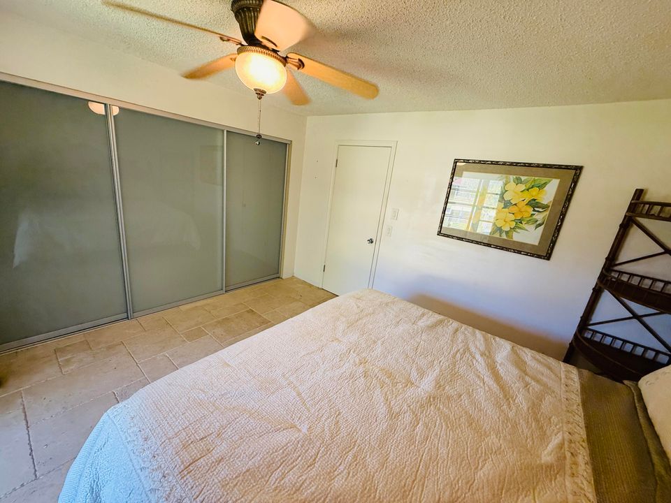 For Rent: $1,400 (1 beds, 1 baths, 570 Square Feet)