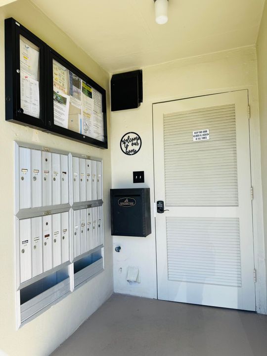 For Rent: $1,400 (1 beds, 1 baths, 570 Square Feet)