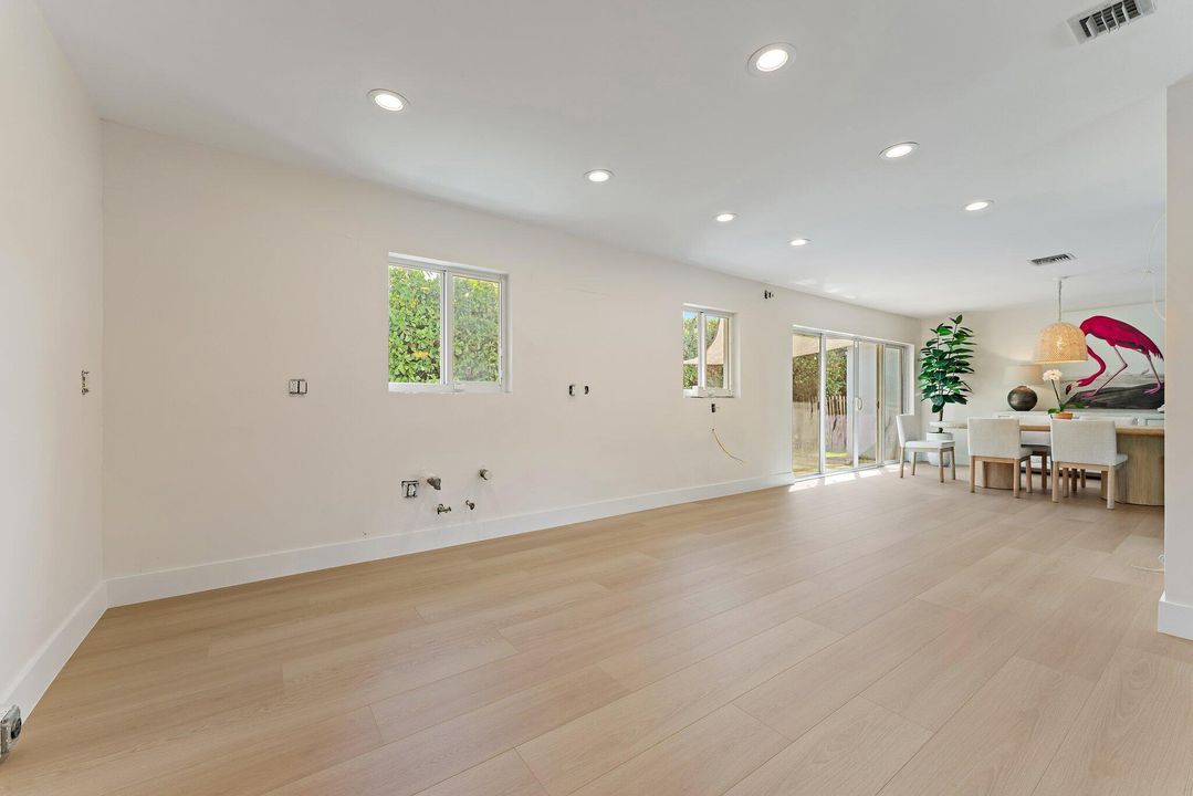 En Renta: $12,000 (3 camas, 2 baños, 1892 Pies cuadrados)